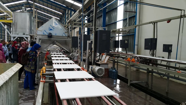 Pengusaha Minta Dukungan Pemerintah untuk Industri Keramik