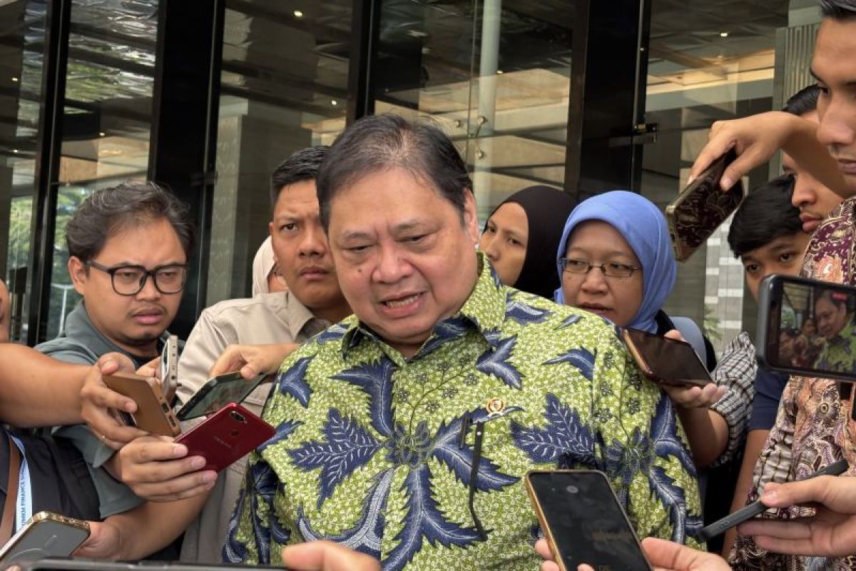 Airlangga Minta UMKM Rekrut Peserta Magang 6 Bulan